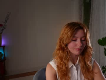 webcam girl alisonrouge live cam image #4942365