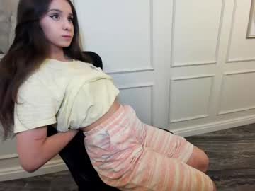 webcam girl ehotlovea live cam image #973840