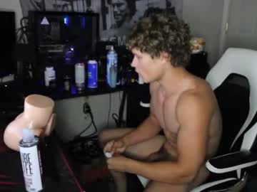 webcam man maxednat live cam image #5029348