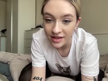 webcam girl ccrystalluna live cam image #4893079