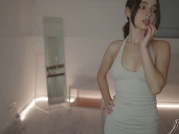 webcam girl silent_chill live cam image #6226256