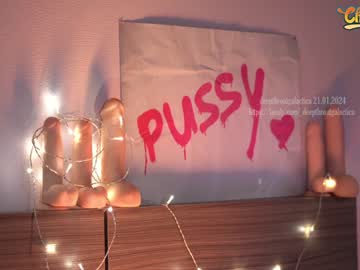 webcam girl _deepthroatgalactica live cam image #6226700