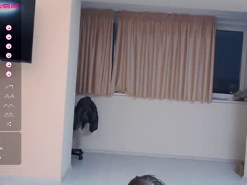 webcam man small_boyyy live cam image #3759896