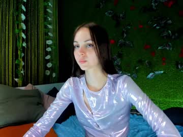 webcam girl aureliebonin live cam image #1029937