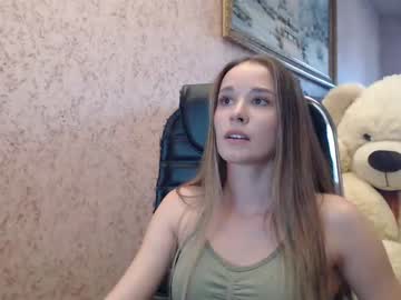webcam girl ariana_777 live cam image #1687852