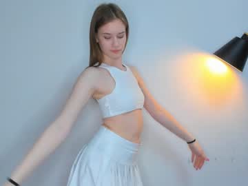 webcam girl merciabeer live cam image #6928170