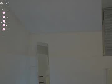 webcam girl floret_joy live cam image #5852355