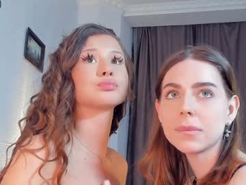 webcam couple kelly_wings live cam image #6411559