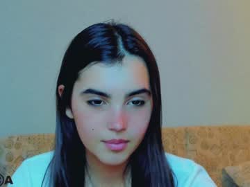 webcam girl nika_la live cam image #1169987