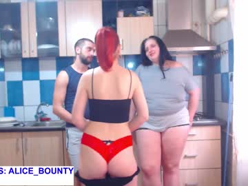 webcam couple aly_alyce live cam image #3894593