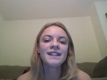 webcam girl littlelaurie2 live cam image #1455039