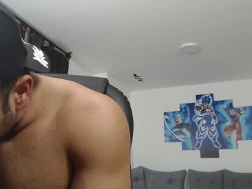 webcam man willhottwil1 live cam image #3756921
