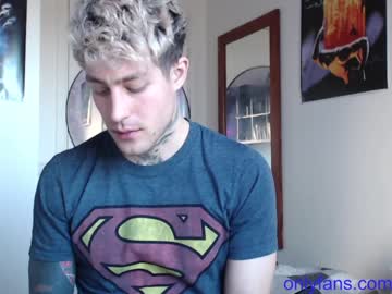 webcam man sonic12_12 live cam image #753559