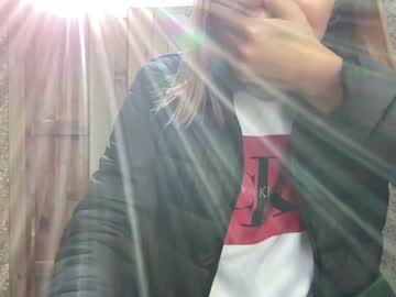 webcam girl eatmypie69 live cam image #5456267
