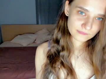 webcam girl sunshy_girl live cam image #4253021