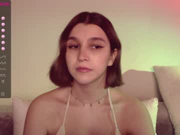 webcam girl maye_maye live cam image #104337