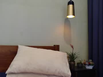 webcam girl hersheys_aran live cam image #3272983