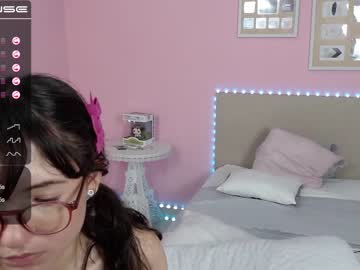 webcam girl little_effy18 live cam image #1209676