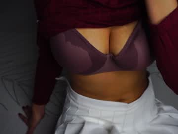 webcam girl cassandra_diaz live cam image #6116712