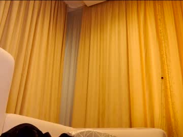 webcam girl aveksmr live cam image #4899866