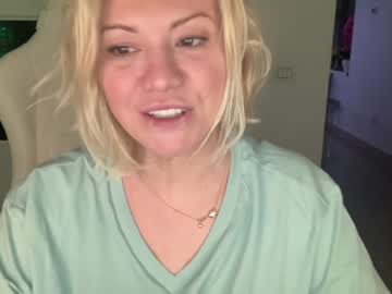 webcam girl kiradivine live cam image #6419011