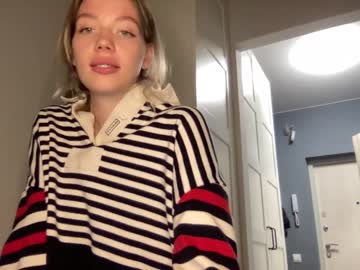 webcam girl angel_from_sky live cam image #3244094