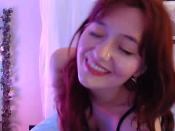 webcam girl plumarso live cam image #176784
