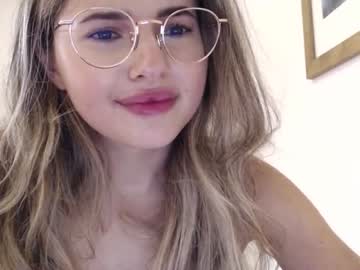 webcam girl playnofuckinggames live cam image #10167