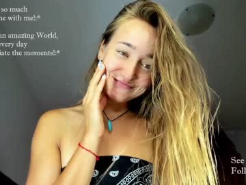 webcam girl olaya_del_mar live cam image #407140