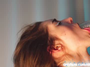 webcam girl angels_kiss live cam image #1510828