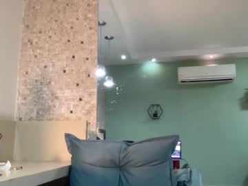 webcam girl yourbonie live cam image #4104343