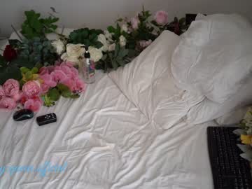 webcam girl layanaqueen live cam image #5125924