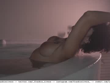 webcam girl _frankie_rivers live cam image #3620120