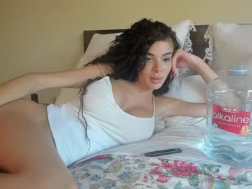 webcam tranny bigdicktrannynicole live cam image #2035357