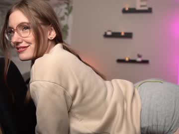 webcam girl emma_ruby live cam image #4500711