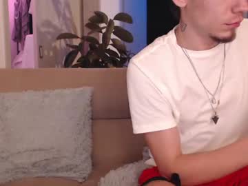 webcam man fratguysonline live cam image #6500252