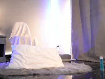 webcam girl cute__foxy live cam image #4957675