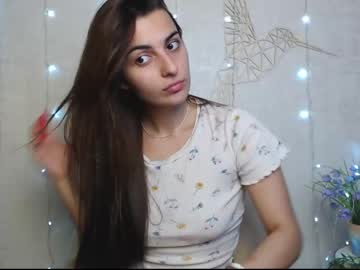 webcam girl sweetbrunettt live cam image #2087692
