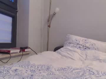 webcam girl clara_trec live cam image #912247