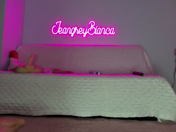 webcam girl jeangreybianca live cam image #3619397