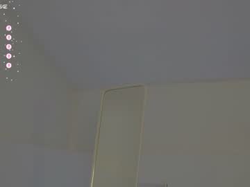 webcam girl floret_joy live cam image #5852254