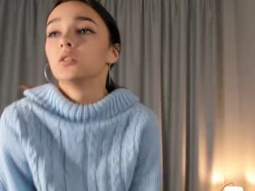 webcam girl more_wine_here_sweetie live cam image #5772498