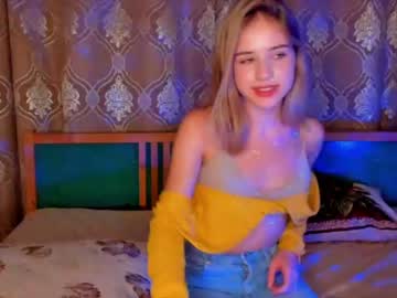 webcam girl debragrace live cam image #2916648