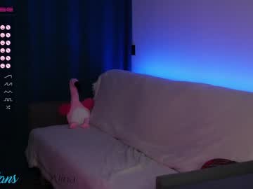 webcam girl fox_alina live cam image #2539293