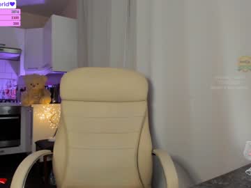 webcam girl victorias_world live cam image #1202021