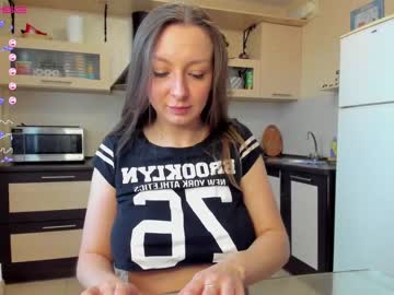 webcam girl lirika_xx live cam image #1592593