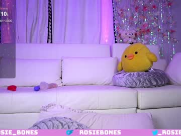 webcam girl rosiebones live cam image #6838352