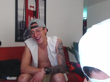 webcam man fratguysonline live cam image #2705086