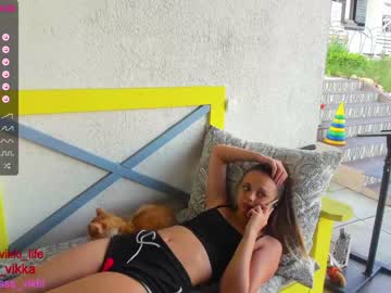 webcam girl misss_vikki live cam image #2133846