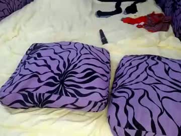 webcam couple leo_tina live cam image #1069420